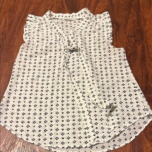 Jon & Anna Monochrome Diamond Pattern Top